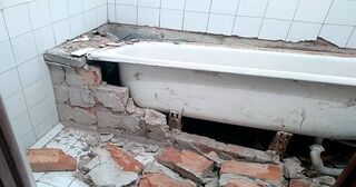 Демонтаж ванны в Сибае от Мастер24 — быстро, недорого, вывоз старой ванны от 1028 руб.